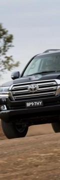 TOYOTA Land Cruiser 200 Restyling II  Características técnicas
