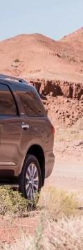 TOYOTA Sequoia II Restyling 5.7 AT (381hp) 4x4 技術仕様
