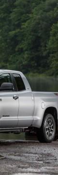 TOYOTA Modello
  Tundra  Caratteristiche tecniche
