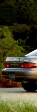 TOYOTA Camry III 2.2 (SXV10) (136 Hp) Características técnicas
