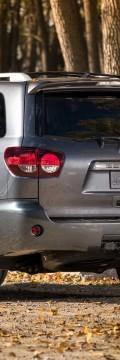 TOYOTA Sequoia II Restyling 5.7 AT (381hp) 4x4 技術仕様
